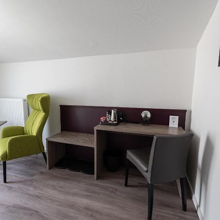 Hotel Porta Nigra Trier Room photo