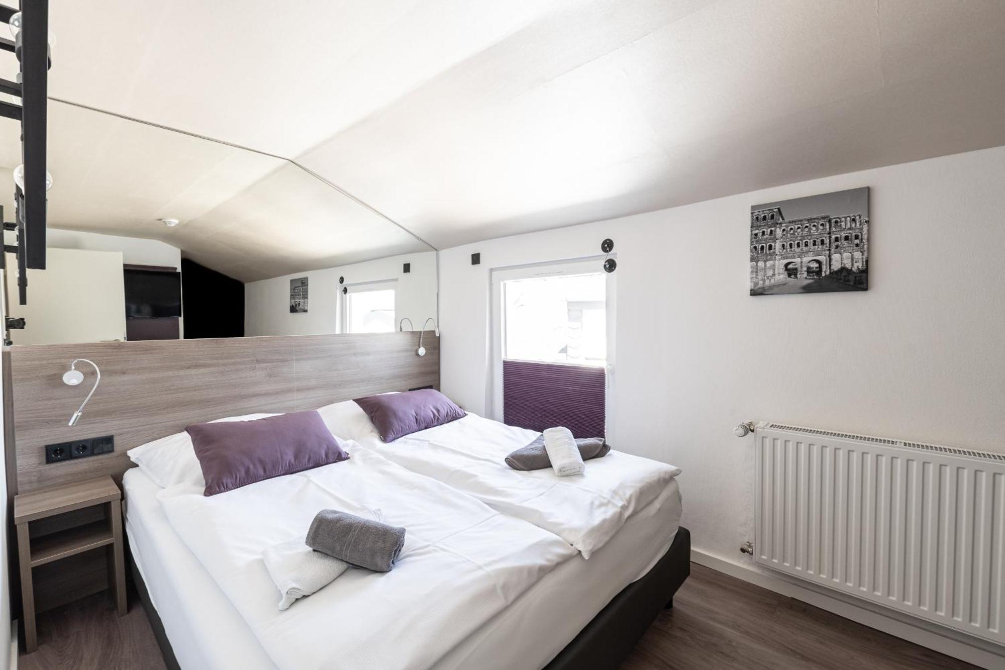 Hotel Porta Nigra Trier Room photo